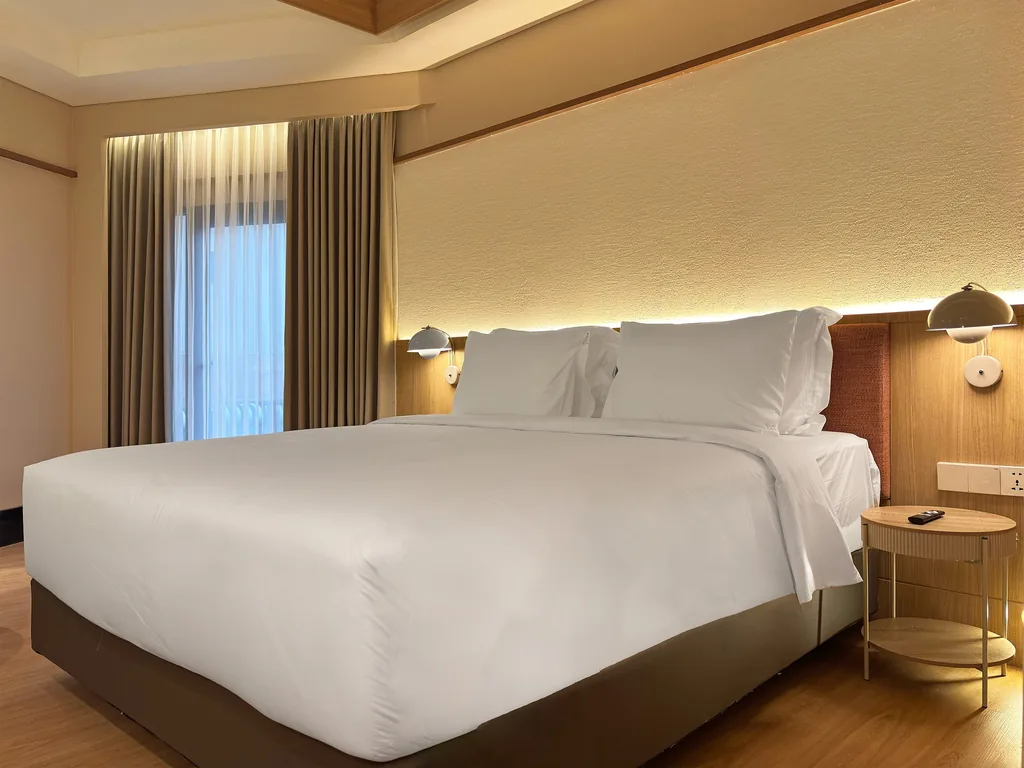 Inside the Waltz Room at Volume Hotel Bandung, photo 3 of 11