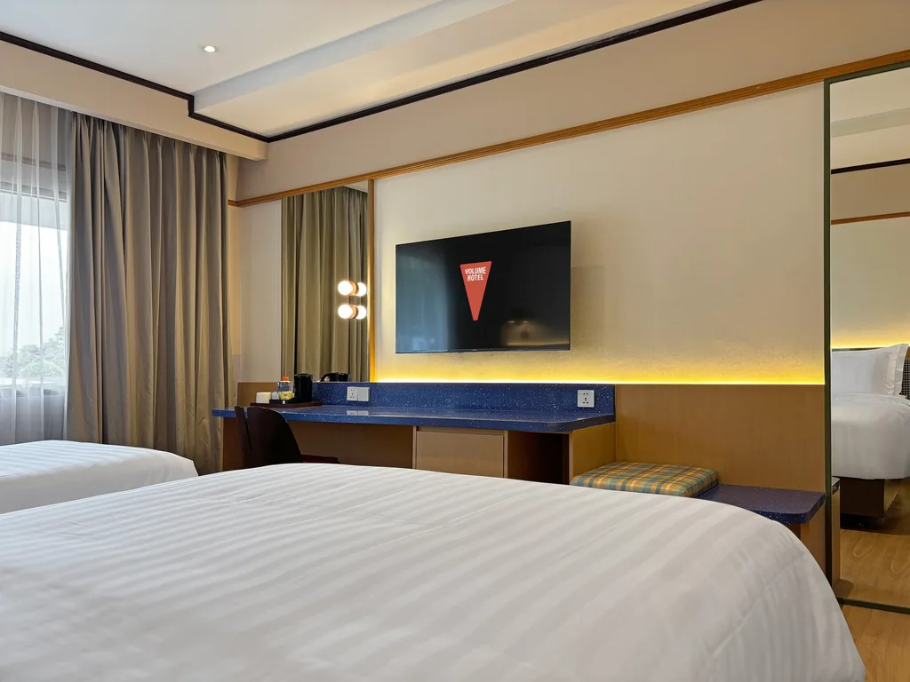 Inside the Contemporary Room at Volume Hotel Bandung, photo 4 of 9