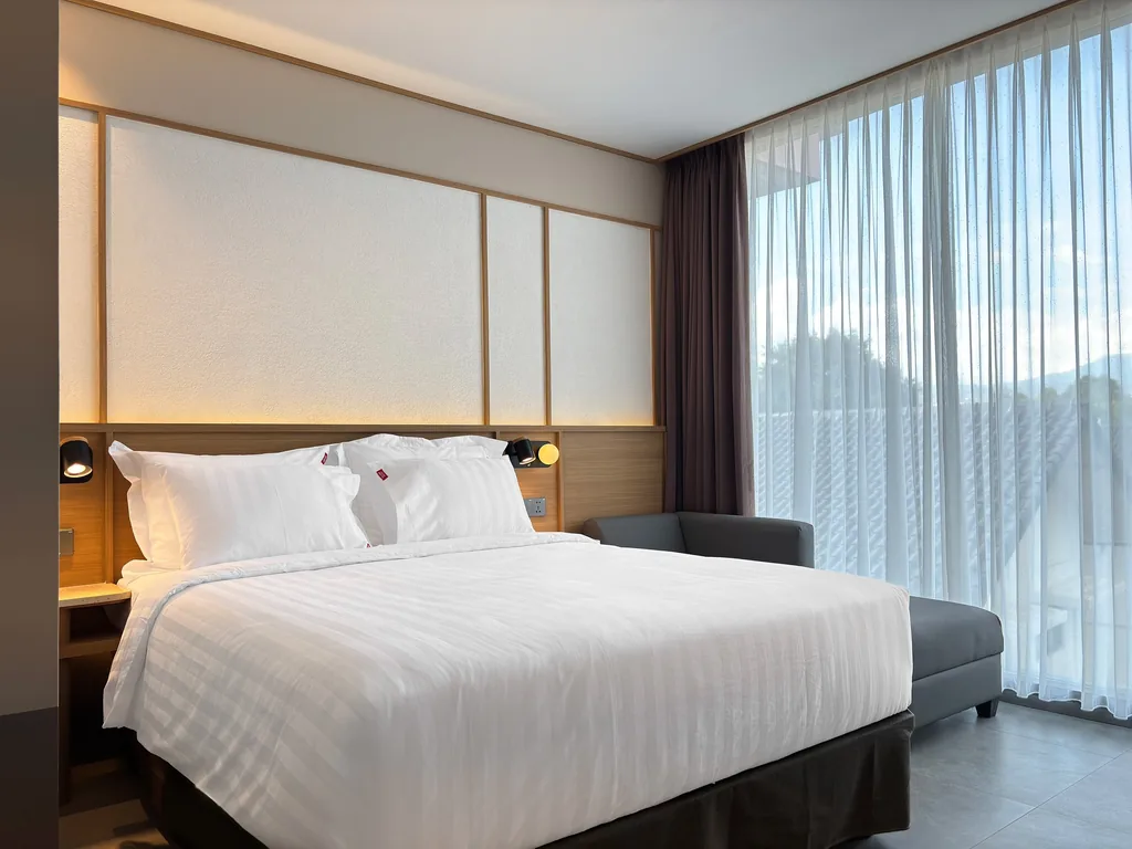 Inside the Enka Room at Volume Hotel Bandung, photo 3 of 10