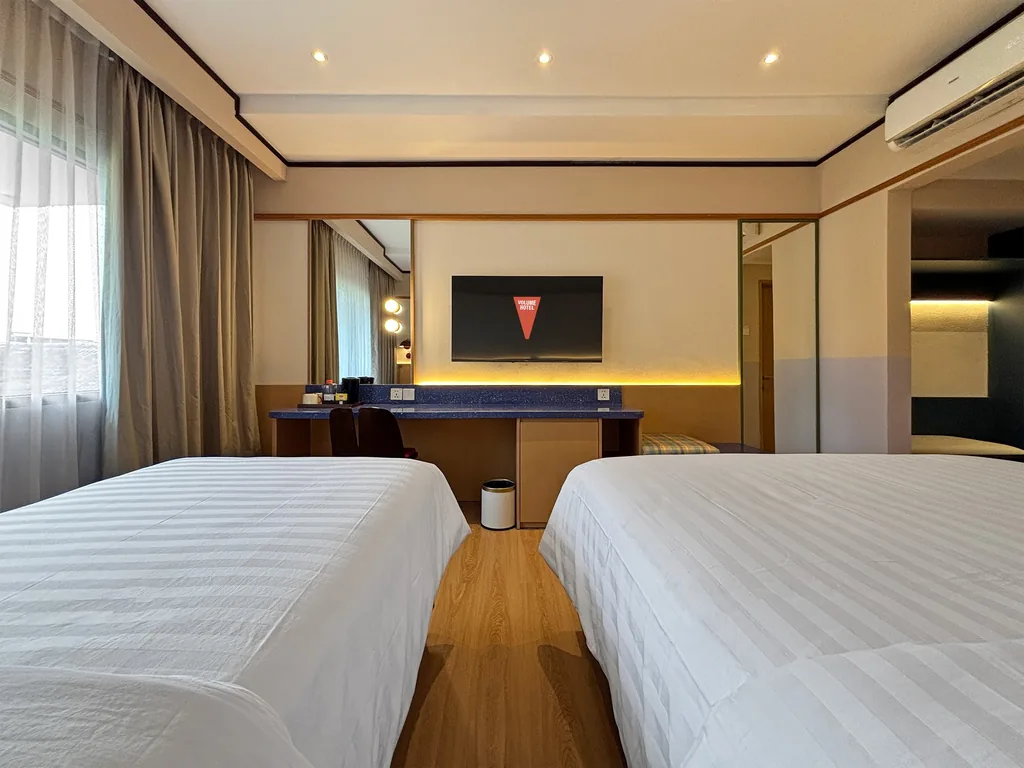 Inside the Contemporary Room at Volume Hotel Bandung, photo 7 of 9