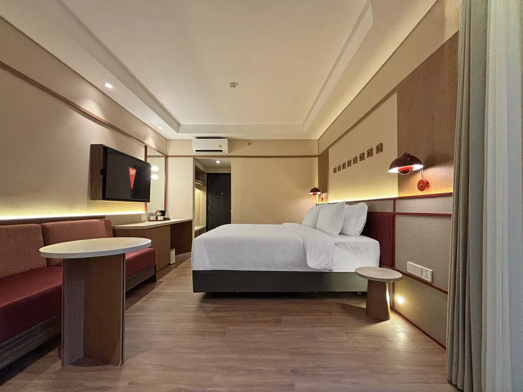 Inside the Tango Room at Volume Hotel Bandung, photo 7 of 10