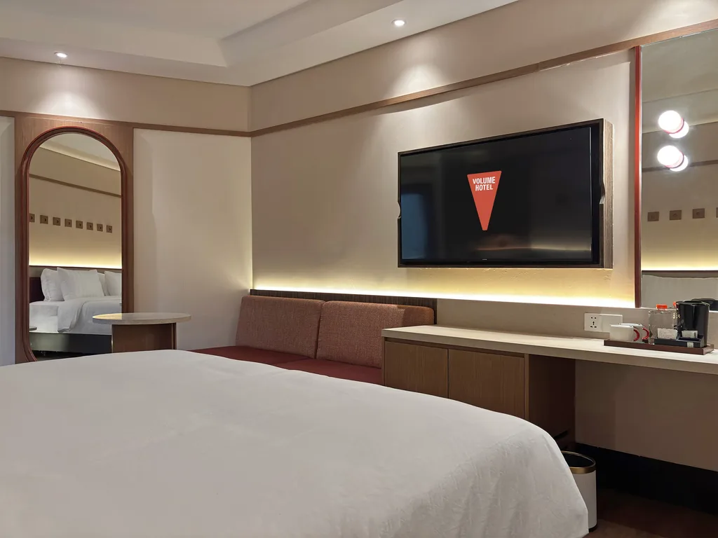 Inside the Tango Room at Volume Hotel Bandung, photo 5 of 10