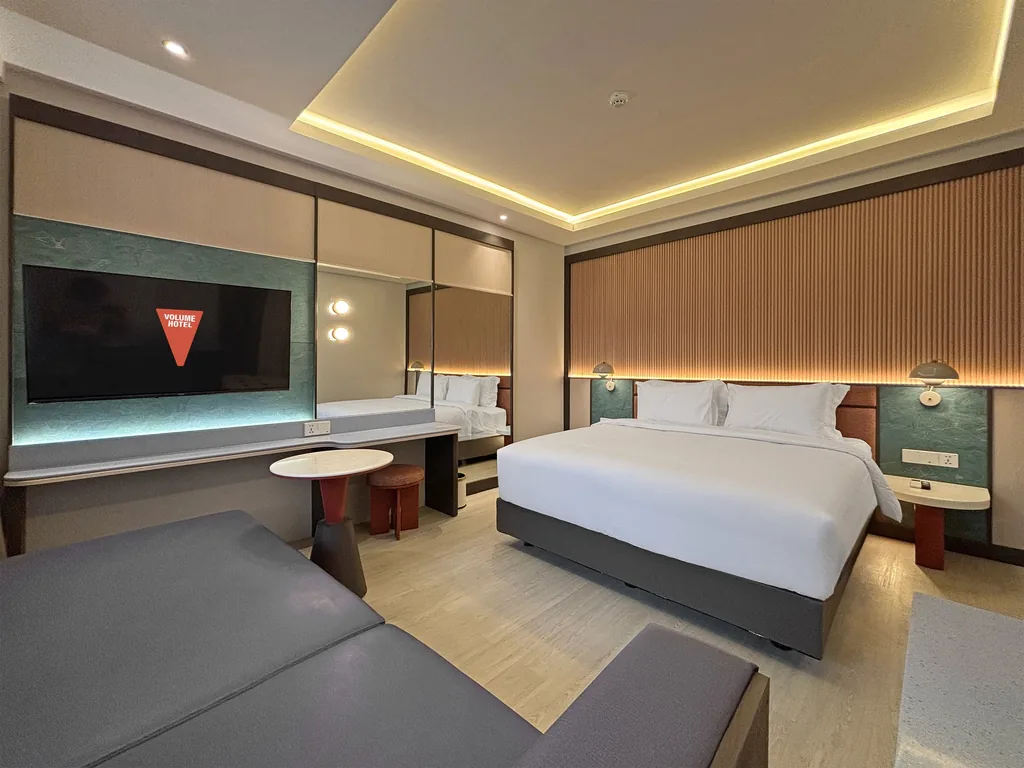 Inside the Bluegrass Room at Volume Hotel Bandung, photo 2 of 7