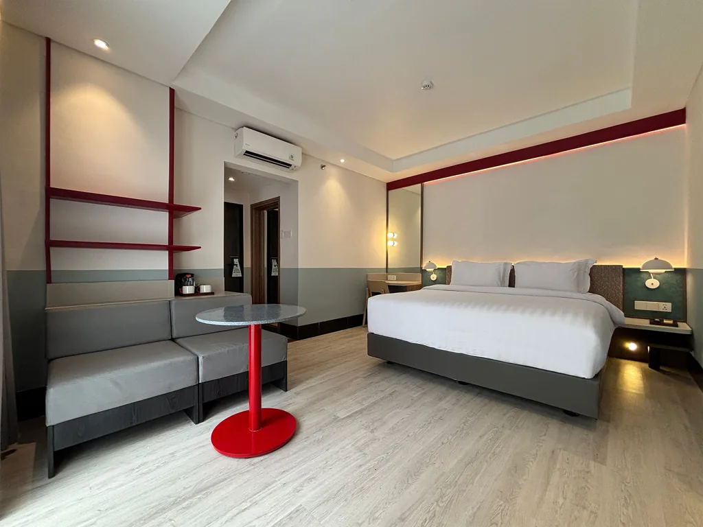 Inside the Calypso Room at Volume Hotel Bandung, photo 3 of 14
