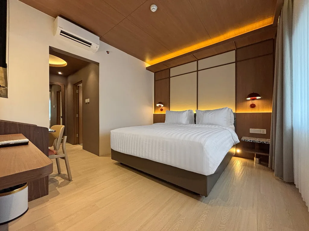 Inside the Yokyoku Suite at Volume Hotel Bandung, photo 4 of 9