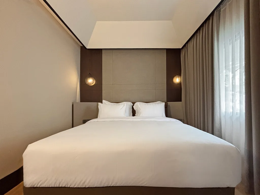 Inside the Opera Suite at Volume Hotel Bandung, photo 8 of 10