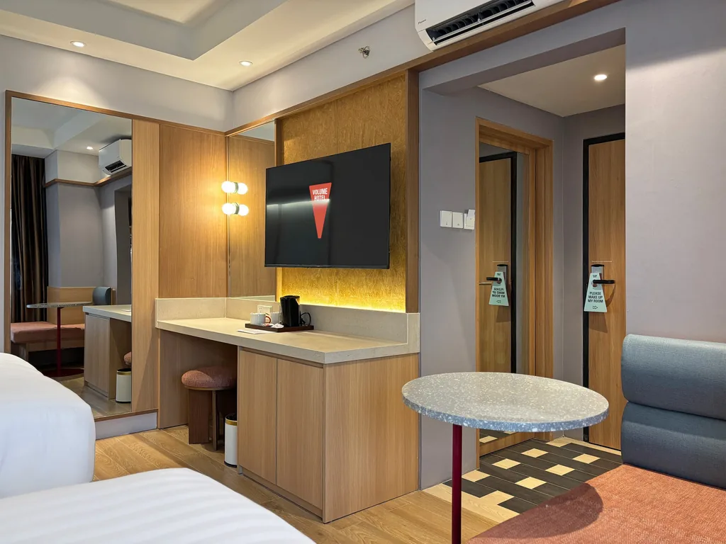 Inside the Chillhop Room at Volume Hotel Bandung, photo 7 of 10