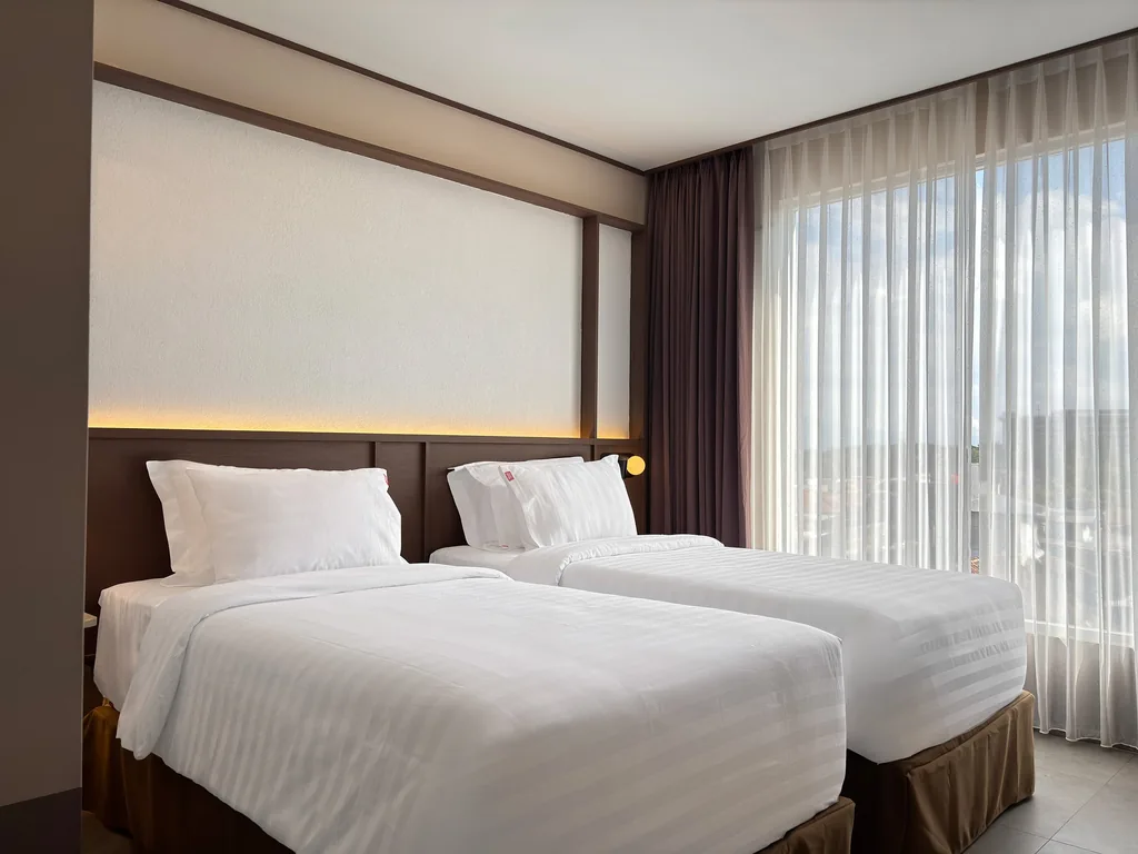 Inside the Minyo Room at Volume Hotel Bandung, photo 3 of 8